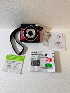 Fujifilm Instax Square SQ6 - Instant Film Camera - Ruby Red - Excellent Condition